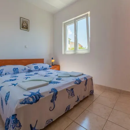 Julija 5 Crikvenica