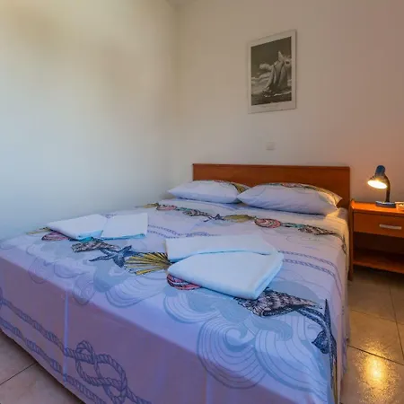 Apartment Julija 5