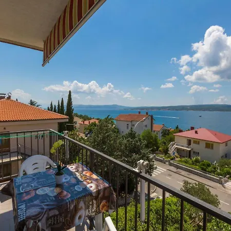 Apartment Julija 5